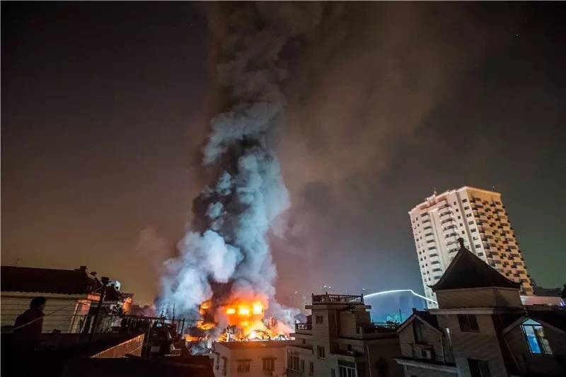 近期火灾最新消息及其观点论述