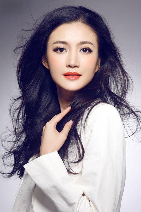 朱婷,从舞台到银幕的自信巨星之路