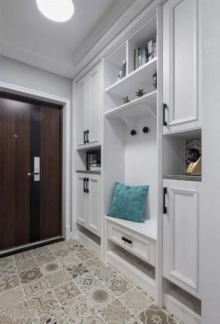 最新屏风式鞋柜,设计美学与实用性的完美融合