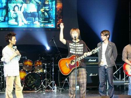 五月天新歌发布,音乐界瞩目盛事,期待已久的新曲出炉!