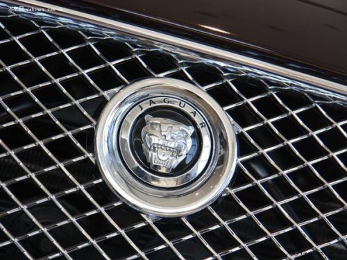 最新虎头车款——科技与生活的完美结合艺术品