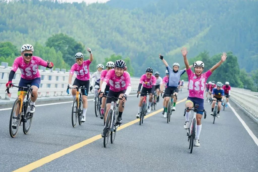 未来展望,自行车比赛2025的影响力与挑战