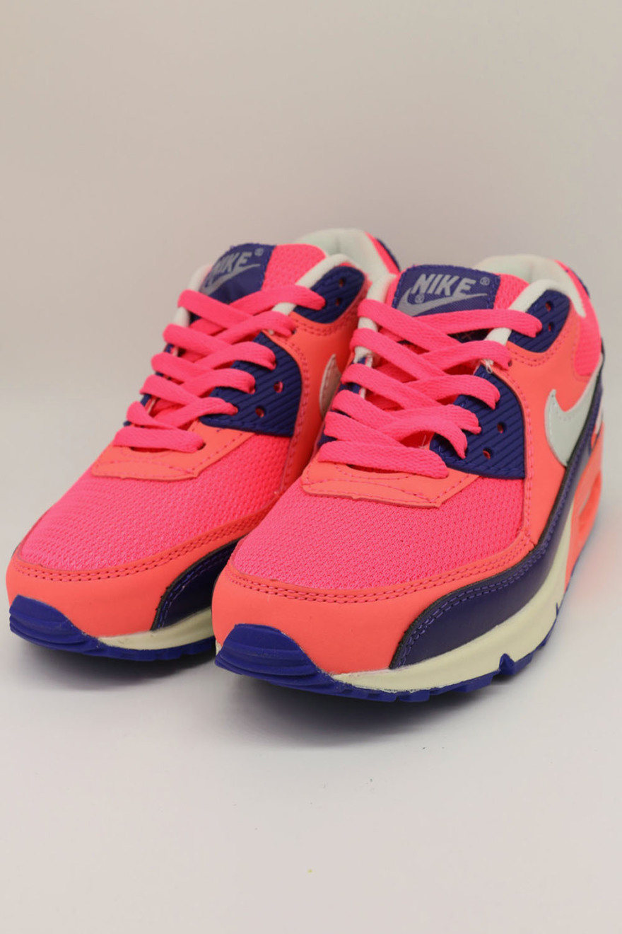 耐克新款鞋款,时尚科技运动三者兼备的魅力之选