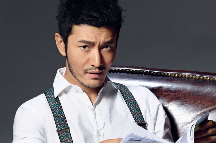 黄晓明最新影片探索影视魅力,小巷深处的特色小店揭秘