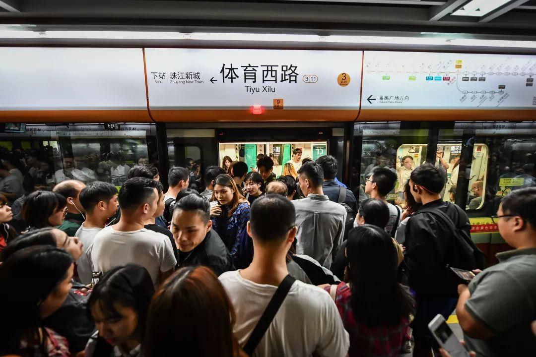 全球疫情最新消息数据与小巷中的隐秘宝藏揭秘