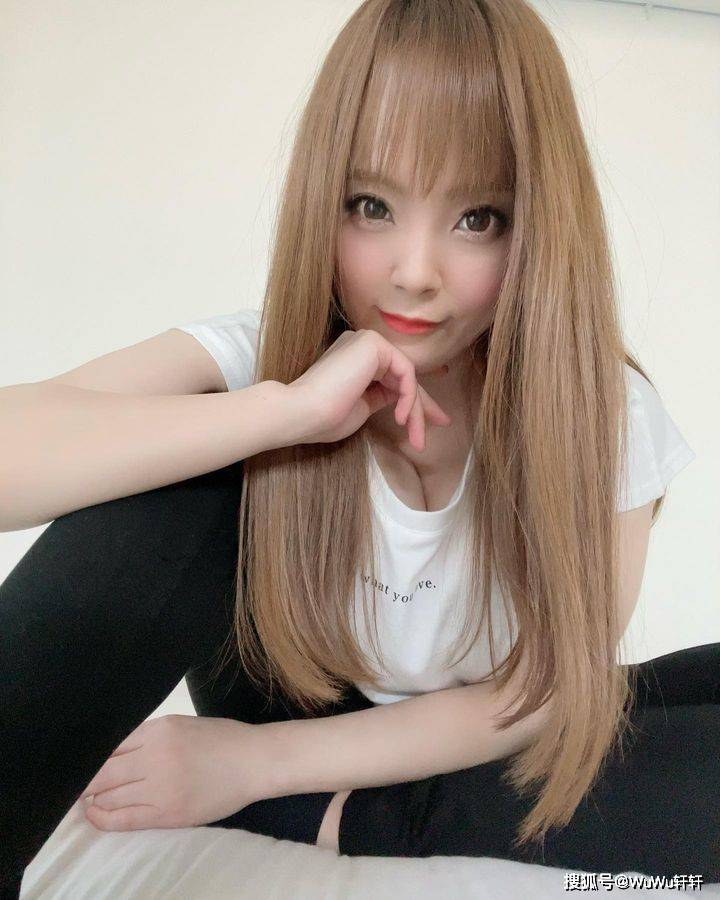 田中瞳最新作品，探索启示，超越自我
