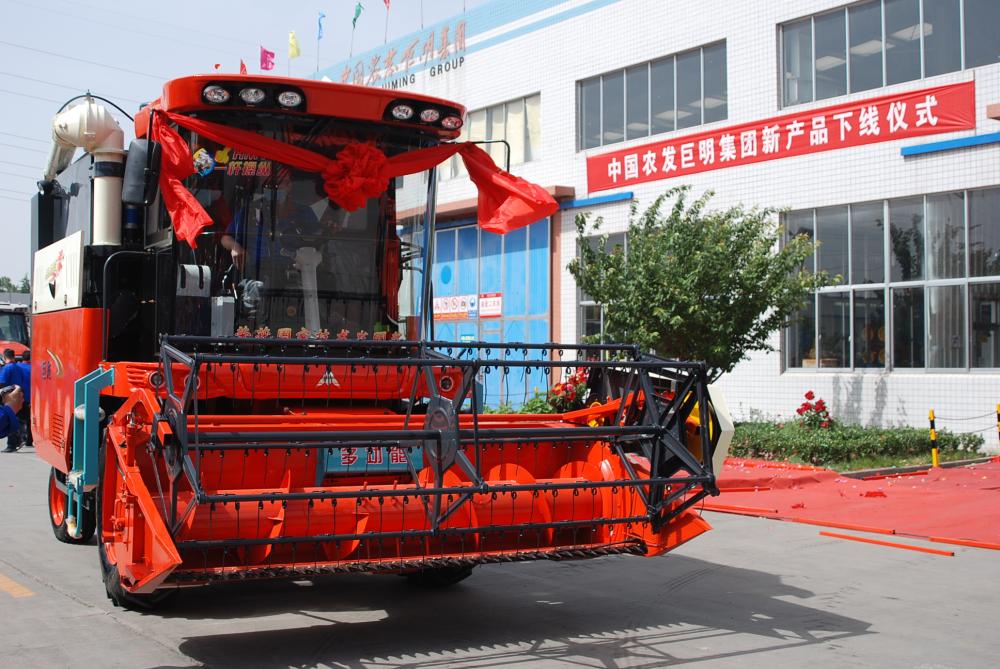 最新型收割机,小巷中的农业黑科技探秘