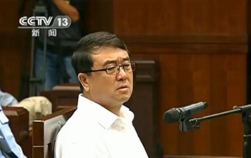 王力军最新日常,城市中的温情时刻