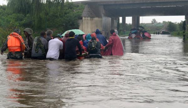 最新水灾新闻背后的自然探索之旅,美景之旅与内心平静的力量