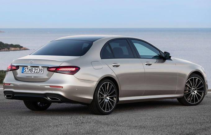 奔驰E级换代之际,变化、自信与未来的交响乐章——最新换代消息揭秘