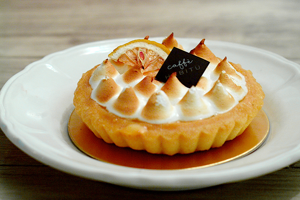 探索自然美景之旅,寻找内心的平和之地