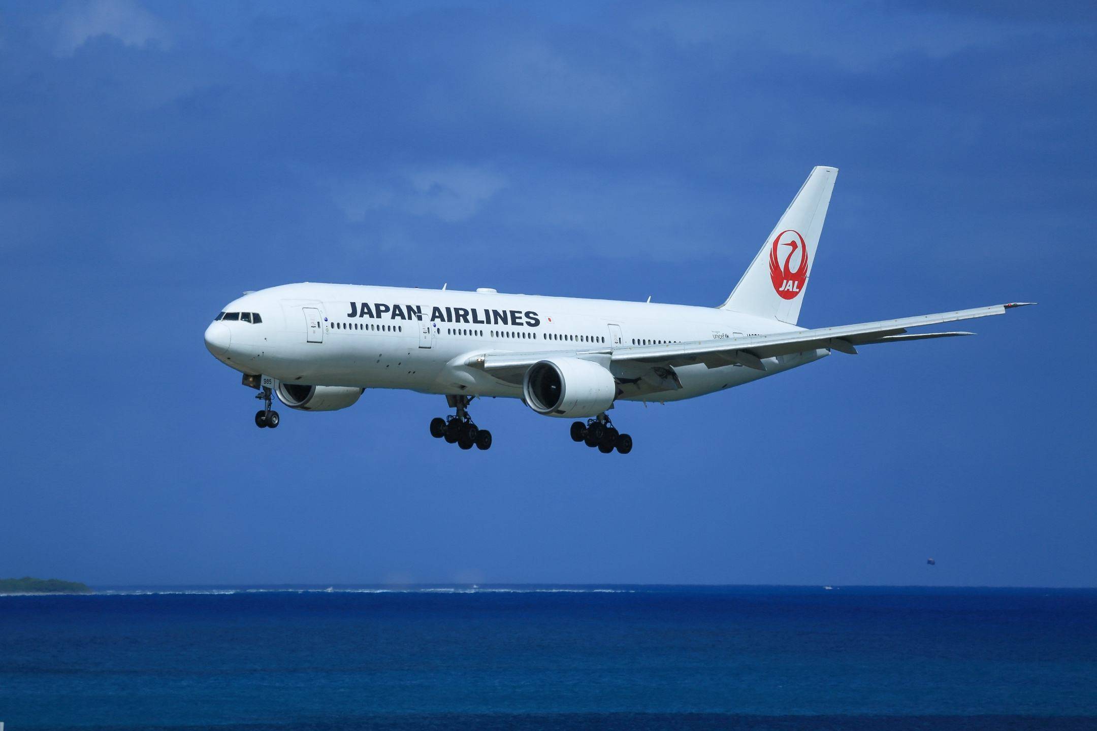 日本航空最新概况及背景，重大事件与业界地位概述