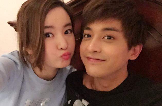 李佳航老婆最新私密瞬间探索,明星生活的近距离观察