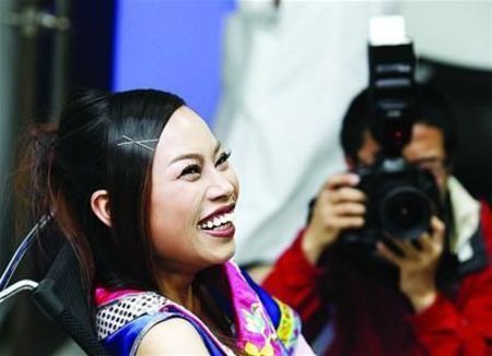 雷人最新官网,科技重塑生活,未来体验之光